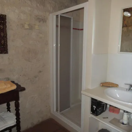 Gite Les Hortalis Montjoi Exterior photo